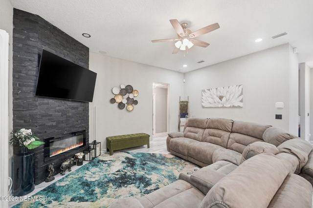 9535 WAGNER Road, Jacksonville, FL 32219