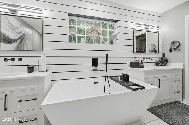 9535 WAGNER Road, Jacksonville, FL 32219