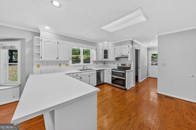 312 Ashford Circle, Lagrange, GA 30240