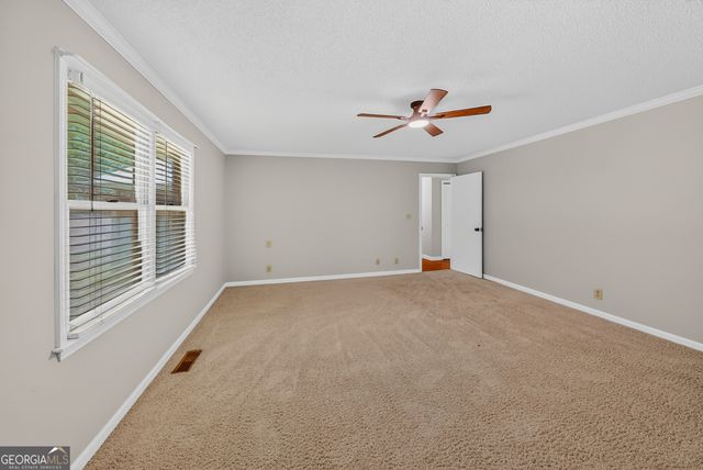 312 Ashford Circle, Lagrange, GA 30240