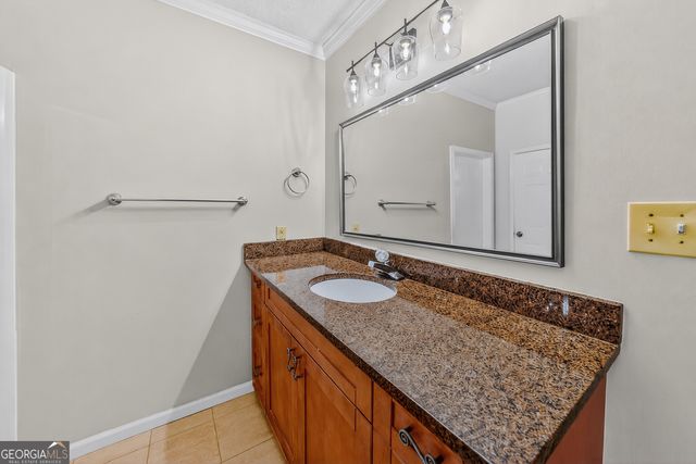 312 Ashford Circle, Lagrange, GA 30240