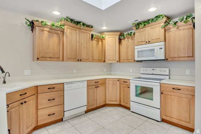 5495 S 575 W, Riverdale, UT 84405