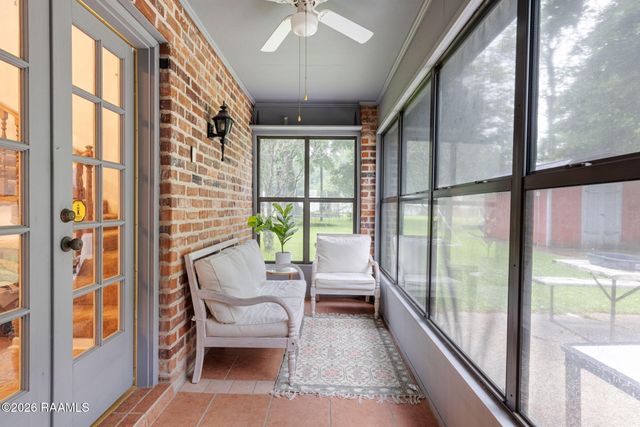 300 Wildlife Drive, Lafayette, LA 70507