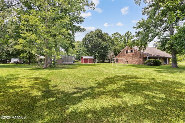 300 Wildlife Drive, Lafayette, LA 70507