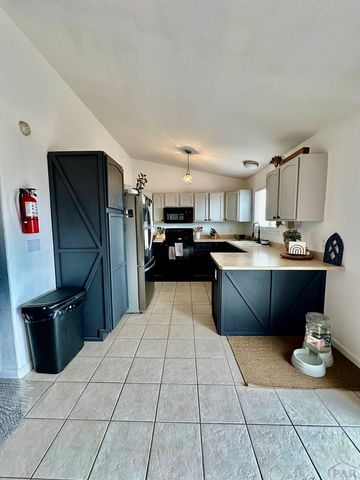 1245 N Marwyck Dr, Pueblo West, CO 81007