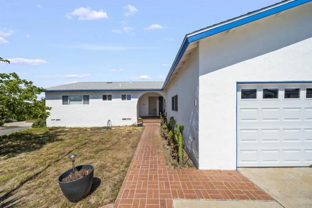 729 Myra Avenue, Chula Vista, CA 91910