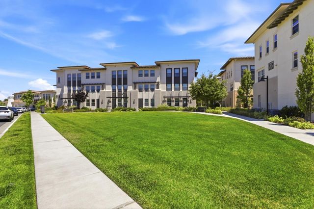 1010 Goldenstar Place, San Jose, CA 95131