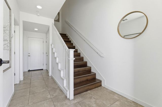 1010 Goldenstar Place, San Jose, CA 95131
