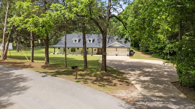 7229 S Wolftever Drive, Ooltewah, TN 37363
