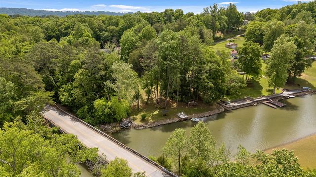 7229 S Wolftever Drive, Ooltewah, TN 37363