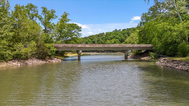 7229 S Wolftever Drive, Ooltewah, TN 37363