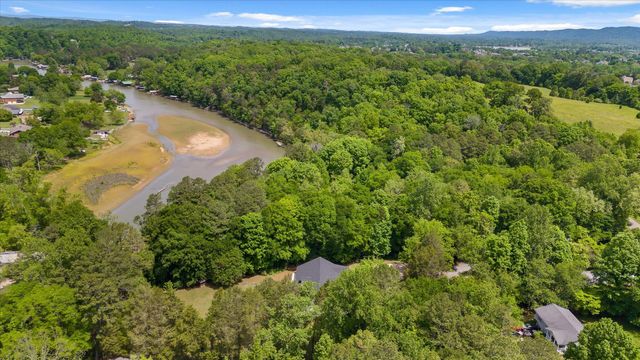 7229 S Wolftever Drive, Ooltewah, TN 37363