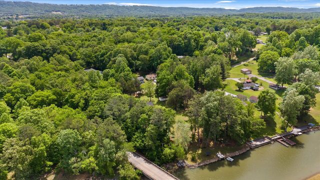 7229 S Wolftever Drive, Ooltewah, TN 37363