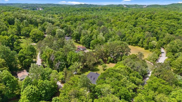 7229 S Wolftever Drive, Ooltewah, TN 37363