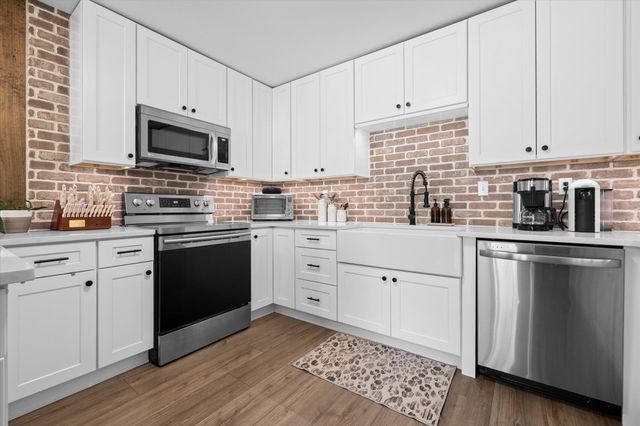 7229 S Wolftever Drive, Ooltewah, TN 37363