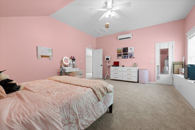 7229 S Wolftever Drive, Ooltewah, TN 37363