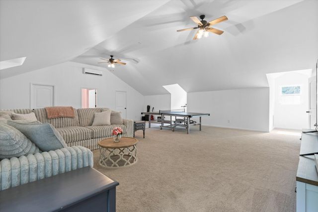7229 S Wolftever Drive, Ooltewah, TN 37363