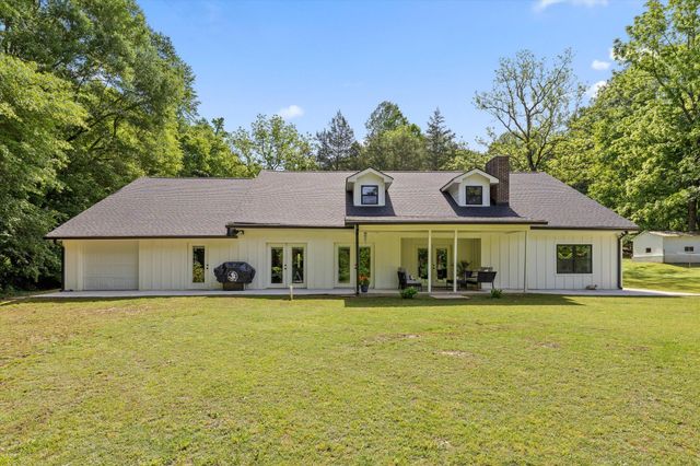 7229 S Wolftever Drive, Ooltewah, TN 37363
