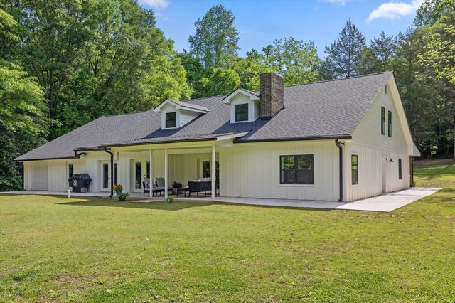 7229 S Wolftever Drive, Ooltewah, TN 37363