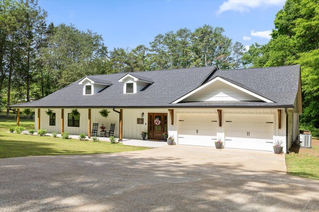 7229 S Wolftever Drive, Ooltewah, TN 37363