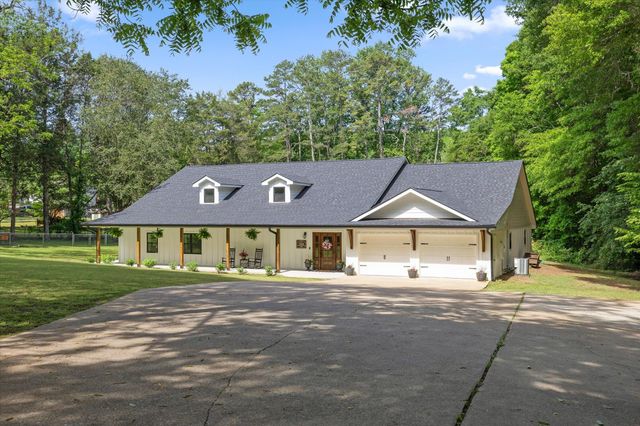 7229 S Wolftever Drive, Ooltewah, TN 37363