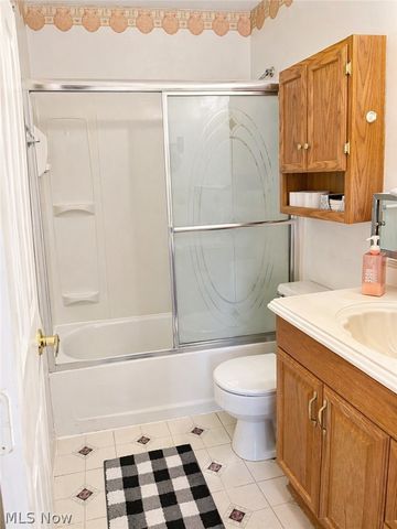 14567 Madison Avenue 609, Lakewood, OH 44107
