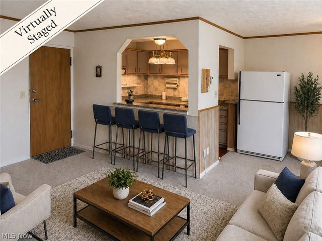 14567 Madison Avenue 609, Lakewood, OH 44107