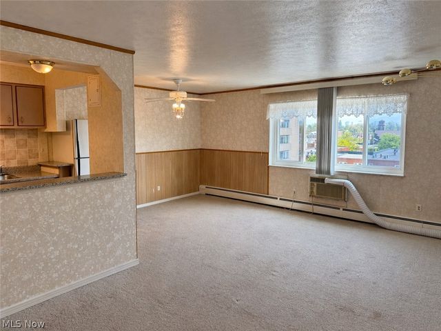 14567 Madison Avenue 609, Lakewood, OH 44107