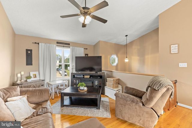 62 SILVER CT, Maurertown, VA 22644
