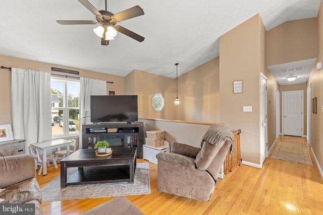 62 SILVER CT, Maurertown, VA 22644