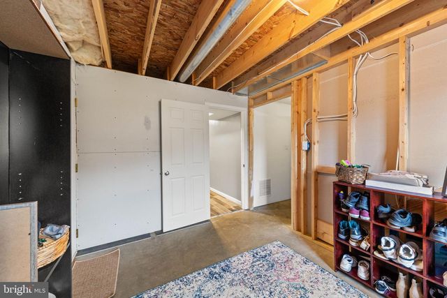 62 SILVER CT, Maurertown, VA 22644
