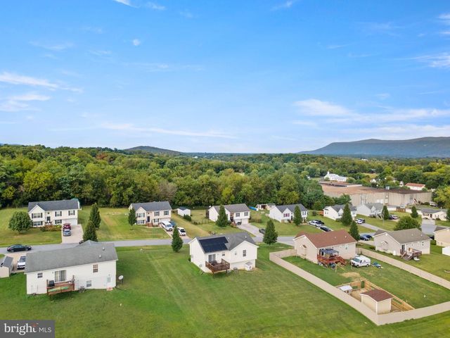 62 SILVER CT, Maurertown, VA 22644