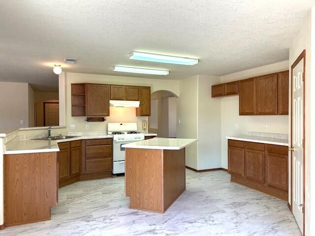 4906 Dolores Hildago Drive SE, Rio Rancho, NM 87124