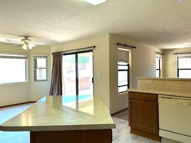 4906 Dolores Hildago Drive SE, Rio Rancho, NM 87124