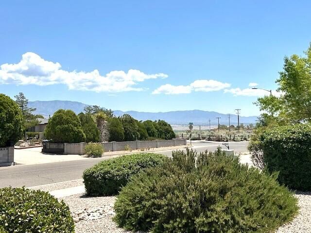 4906 Dolores Hildago Drive SE, Rio Rancho, NM 87124