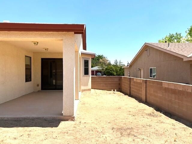 4906 Dolores Hildago Drive SE, Rio Rancho, NM 87124