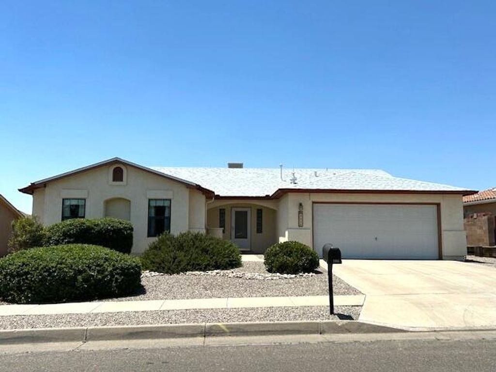 4906 Dolores Hildago Drive SE, Rio Rancho, NM 87124