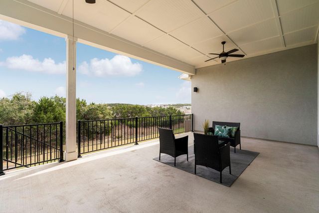 312 Starfire DR, Dripping Springs, TX 78620