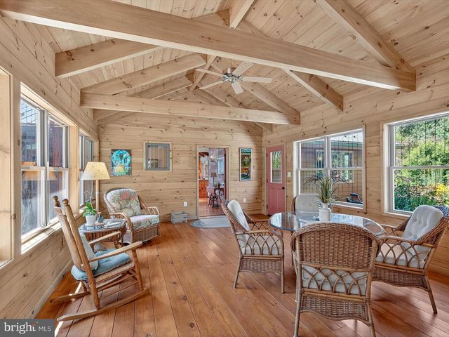 1494 MOUNTAIN RD, Orrtanna, PA 17353