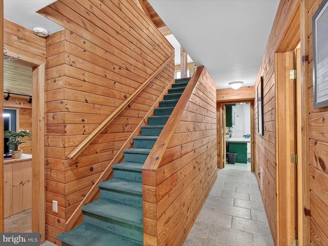 1494 MOUNTAIN RD, Orrtanna, PA 17353