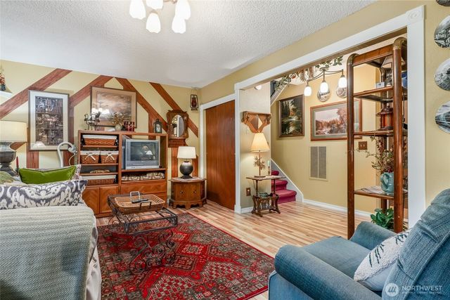 2427 147th Place SE, Mill Creek, WA 98012