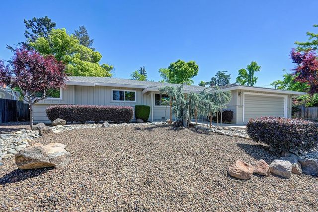 5824 Hesper Way, Carmichael, CA 95608