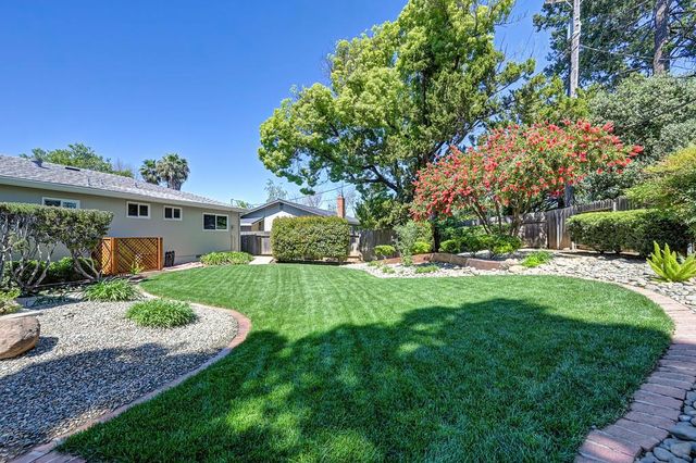 5824 Hesper Way, Carmichael, CA 95608