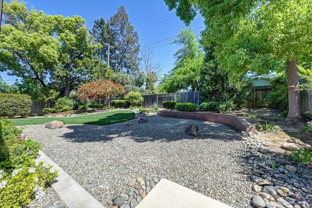 5824 Hesper Way, Carmichael, CA 95608