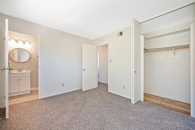 5824 Hesper Way, Carmichael, CA 95608