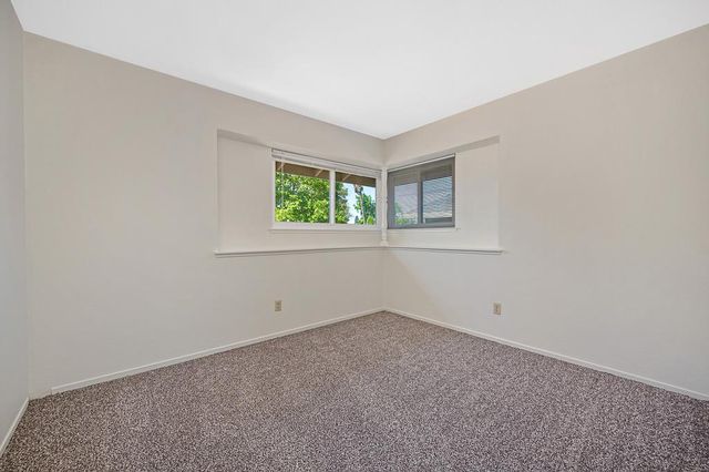 5824 Hesper Way, Carmichael, CA 95608