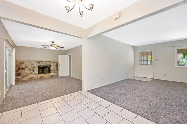 5824 Hesper Way, Carmichael, CA 95608