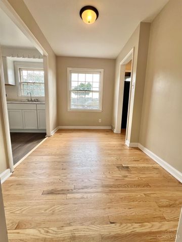 2409 Queen Avenue, Middletown, OH 45044