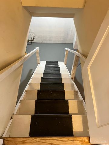 2409 Queen Avenue, Middletown, OH 45044