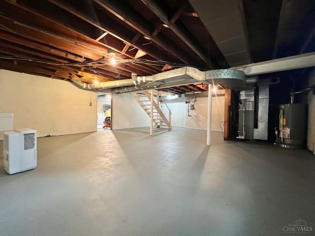 2409 Queen Avenue, Middletown, OH 45044